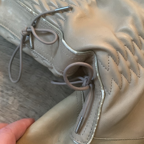 Sorel Cream and Tan Winter Boots - Picture 15 of 15